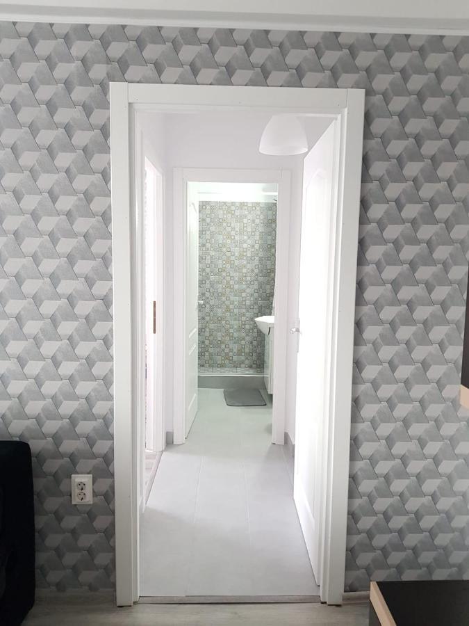 Ana Apartament Ramnicu Valcea Bagian luar foto