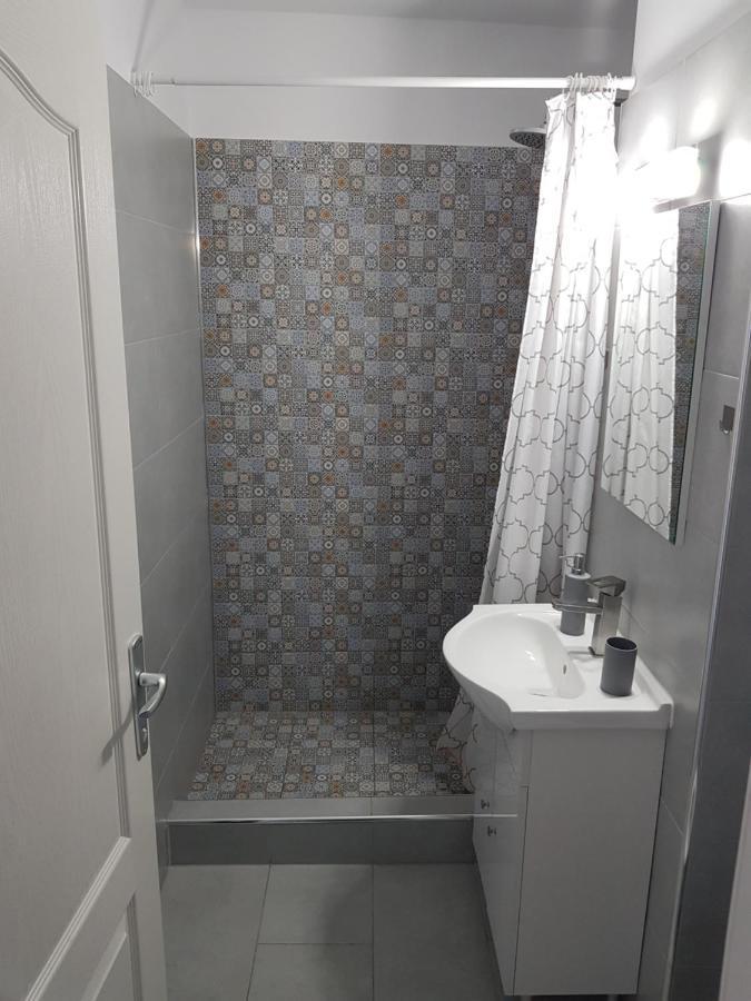 Ana Apartament Ramnicu Valcea Bagian luar foto